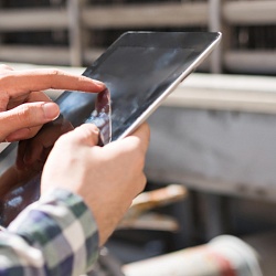 Разработка и внедрение мобильной системы мониторинга оборудования